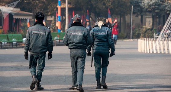 В Ереване пытались зарезать подполковника