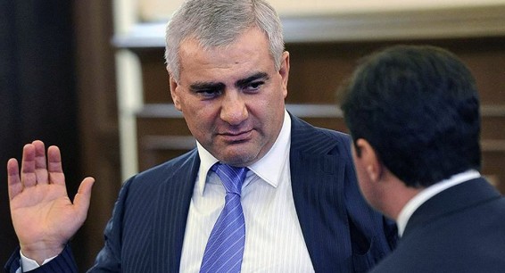 Сюрприз от Самвела Карапетяна родителям-карабахцам: сколько олигарх даст за ребенка