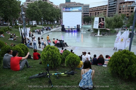 «Երևանյան բարդ». հեղինակ-կատարողների երեկո՝ Կարապի լճի հարակից տարածքում
