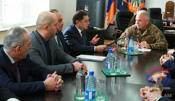 Արցախի ՊԲ հրամանատարը ՀՀ ազգային ժողովի պատգամավորներին ներկայացրել է շփման գծի իրավիճակը