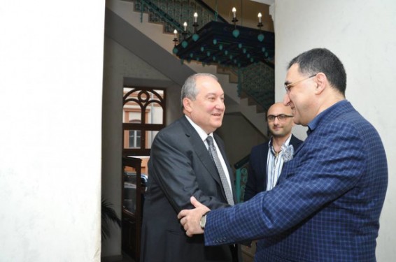 Արմեն Սարգսյանը հանդիպել է Հայ-ռուսական համալսարանի Շրջանավարտների ակումբի անդամների հետ
