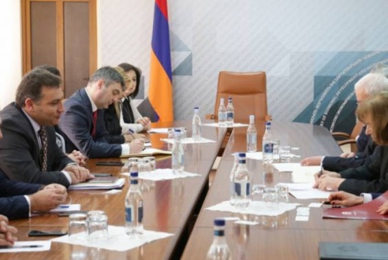 Բուլղարիայի գործարար պատվիրակության հետ քննարկվել են հայ-բուլղարական գործարար կապերը