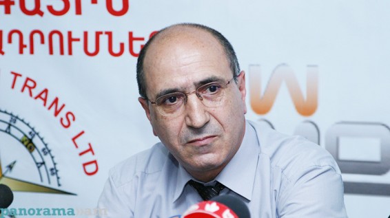 Ալիևը հիվանդ է, խելագար է, բայց ուզենք-չուզենք՝ պետք է բանակցենք նրա հետ. Իսագուլյան