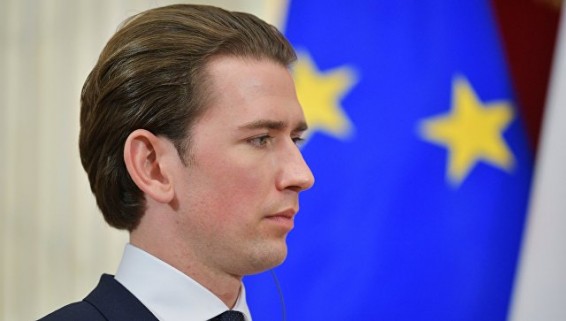 Канцлер Австрии призвал ЕС к жестким ответным мерам на ввозные пошлины США