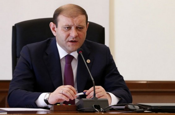 Տարոն Մարգարյանը հանձնարարել է խստորեն վերահսկել ու բացառել դպրոցներում Մարտի 8-ի առիթով դրամահավաքության հնարավոր դեպքերը