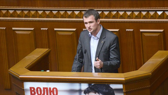 В Киеве жестоко избили депутата Рады