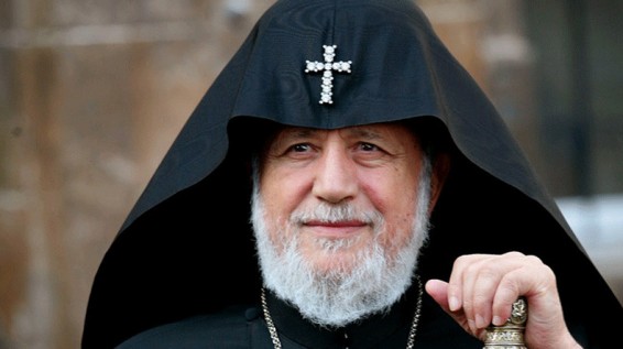 В Киеве Католикоса всех армян Гарегина II наградили Орденом Союза армян Украины