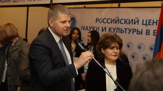 В Ереване проходит специализированная выставка «Образование XXI век»