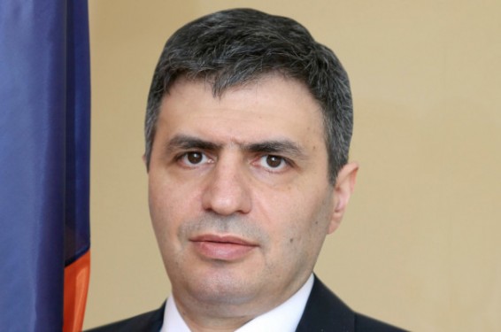 Առաջնագիծը տեսադիտարկման տեխնիկայով հագեցնելու գործընթացում շատ լուրջ առաջընթաց ունենք. Դավիթ Փախչանյան