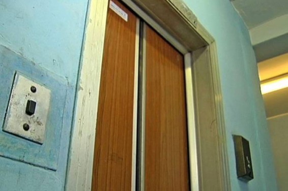 Փրկարարները դուրս են բերել մամուլի շենքի խափանված վերելակում մնացած մարդկանց