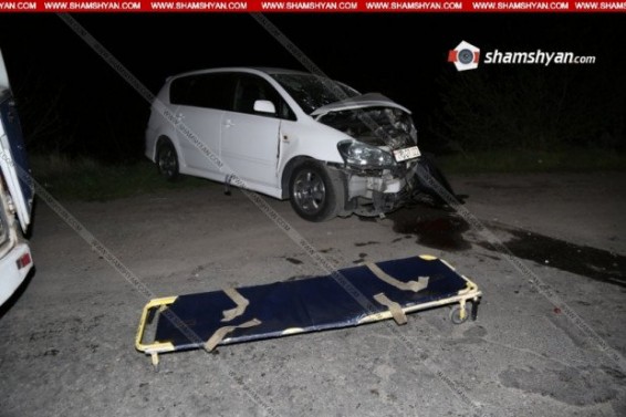 Ողբերգական վթար Կոտայքում. Toyota-ն բախվել է շինության պատին. կա 1 զոհ, 2 վիրավոր