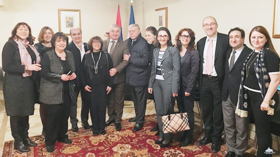 Визит главы парламента Арцаха во Францию: Ашот Гулян встретился с членами армянского союза «В поддержку Карабаха»