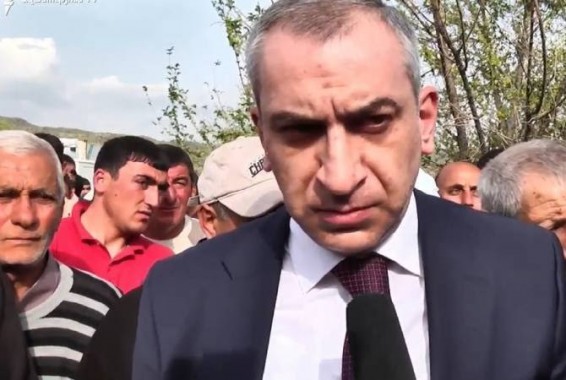 Ուջանում բեռնատարի վարորդները բացել են ճանապարհը. փոխնախարարը խոստացավ կասեցնել տուգանքները