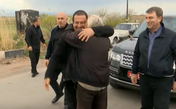 Video. Մեծ աջակցություն խաղող մշակող գյուղացիներին. Գագիկ Ծառուկյանը հանդիպել է խաղողագործների հետ