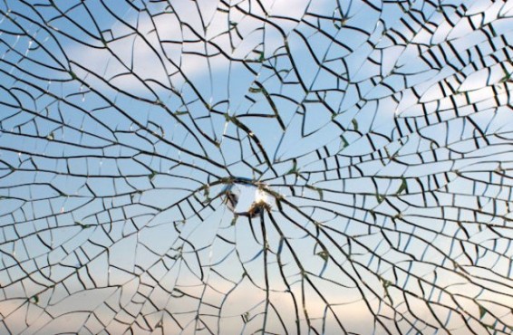 Վթար Զ. Քանաքեռցու և Ծարավ Աղբյուրի փողոցների խաչմերուկների մոտակայքում. կա տուժած