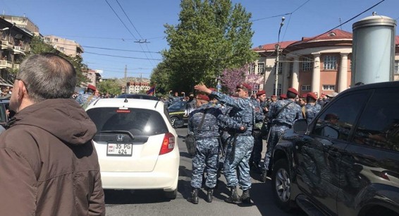 Полиция Армении призвала граждан не злоупотреблять правом на митинги