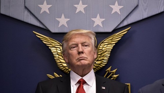 Трамп настаивал на ударе по российским объектам в Сирии, пишут СМИ
