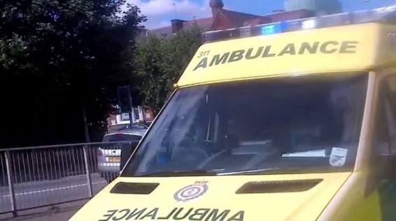 Автомобиль наехал на толпу людей в Манчестере, есть пострадавшие