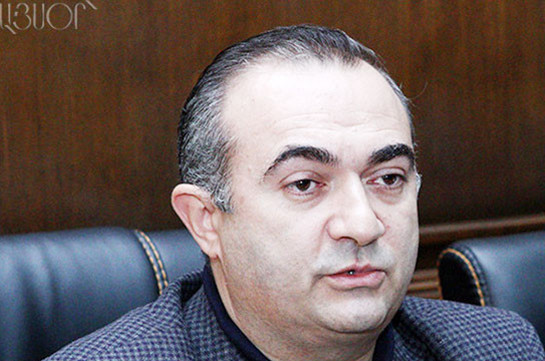 Թևան Պողոսյանը «Ելք»-ի պատգամավորներին լարված օրերից հետո հրավիրում է քեֆ անելու