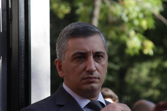ՀՀ ոստիկանությունը կոչ է անում հավաքի կազմակերպիչներին դադարեցնել ապօրինի գործողությունները