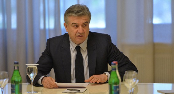 Пресс-секретарь Карена Карапетяна опроверг слухи о его отставке
