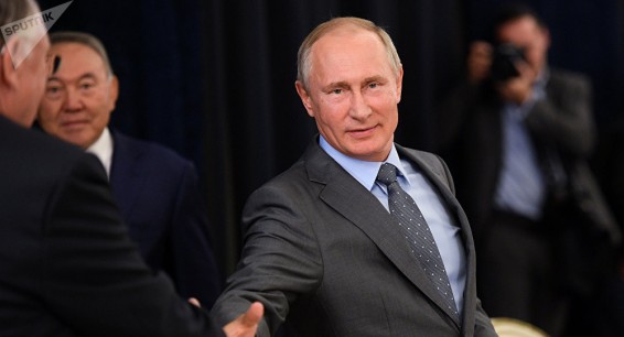 Путин обсудил с Карапетяном урегулирование кризиса в Армении