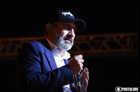 Վաղը այս հրապարակում պետք է տեղի ունենա հսկայական տոնախմբություն. Ն. Փաշինյանը կոչ արեց առավոտյան ժամը 11-ից հավաքվել Հանրապետության հրապարակում