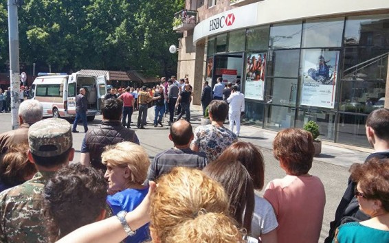 Երևանում կրակել են բանկի վրա. կա զոհ