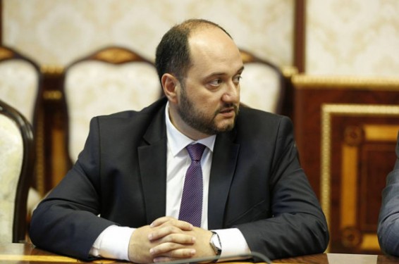 Առաջարկելու եմ 1 շաբաթով հետաձգել ընդունելության քննությունները. ԿԳ նախարար