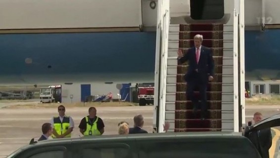 Керри прибыл в Украину