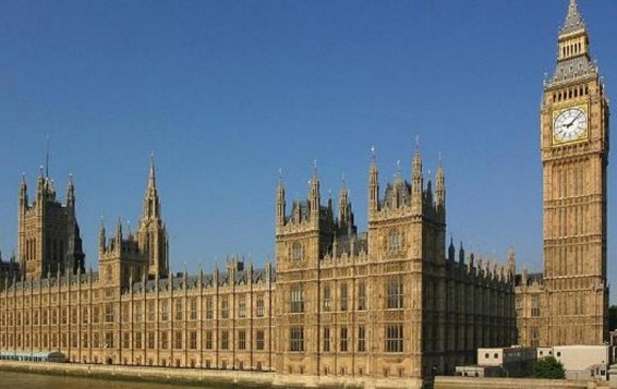 Բրիտանիայի խորհրդարանում տագնապ է հայտարարվել կասկածելի փաթեթի հայտնաբերման պատճառով