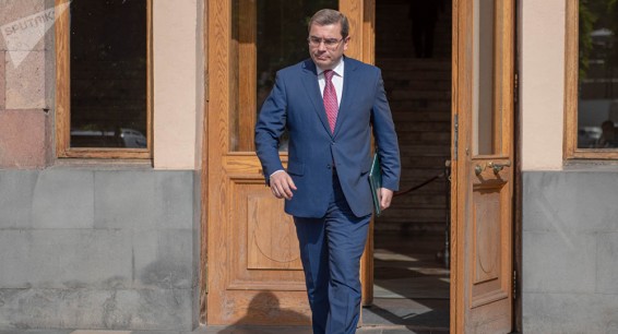 Первым замглавы налоговой и таможни Армении назначен начальник управления крупного бизнеса