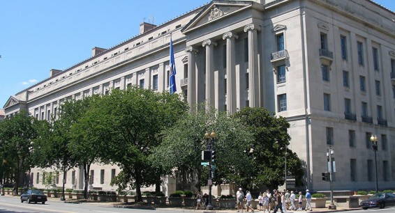 Отмывал деньги и давал взятки: США ищут бывшего посла Армении в Китае