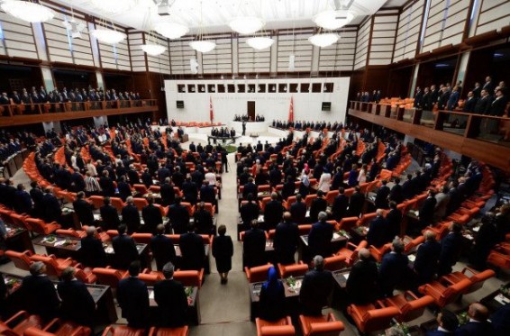 Թուրքիայում արտահերթ ընտրությունների արդյունքում ոչ մի կուսակցություն կամ դաշինք մեծամասնություն չի կազմի