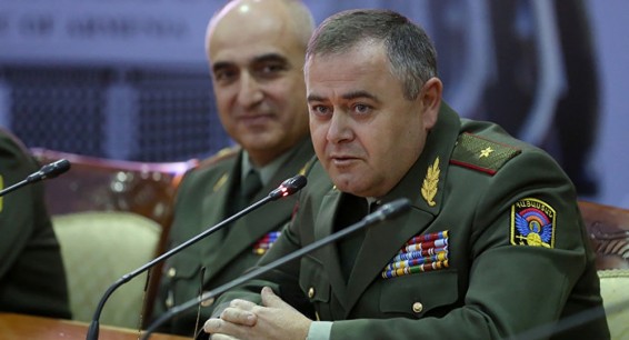 Глава Генштаба ВС Армении встретился с российским военным атташе