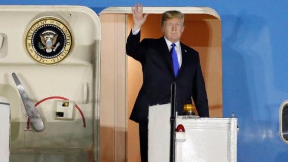 Дональд Трамп прилетел в Сингапур на встречу с Ким Чен Ыном