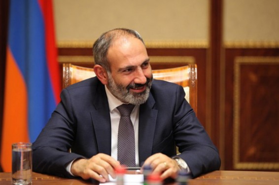 Նիկոլ Փաշինյանը տեսակոնֆերանս է անցկացրել տնտեսագետ Դարոն Աճեմօղլուի հետ