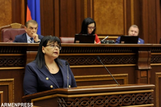 Հանրությունը չի վստահում դատարաններին, քանի որ հիմնվում է քննվող վեճերից դժգոհ զանգվածի կարծիքի վրա. ՍԴ անդամի թեկնածու