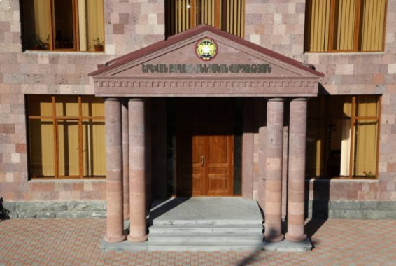 По делу о беспорядках в ереванском районе Эребуни объявлен в розыск директор спортшколы города Масиса
