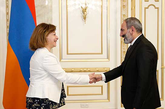 Осенью Армению посетит президент Ливана