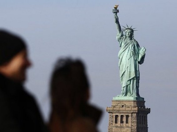 Власти штата Нью-Йорк подадут в суд на администрацию США из-за ситуации с детьми нелегалов