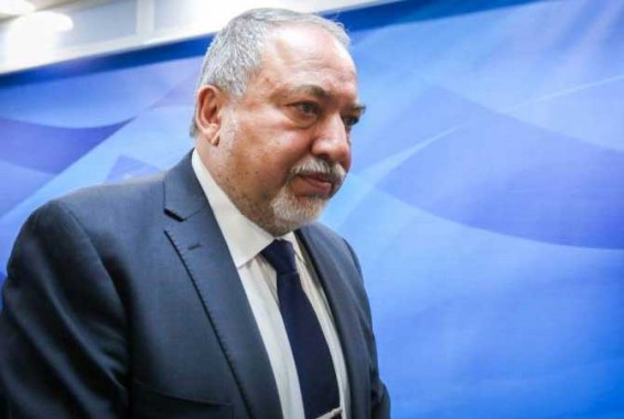 Министр обороны Израиля отказался посетить Азербайджан