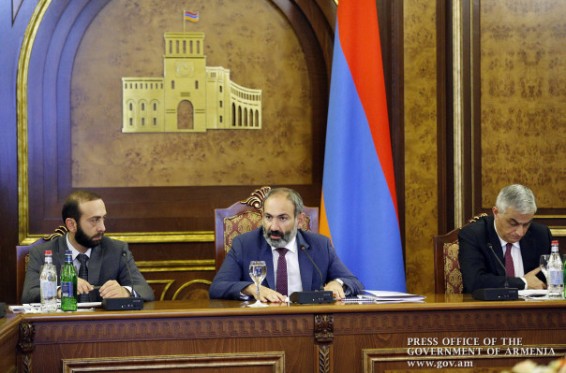 Միջնաժամկետ ծախսերի ծրագրում պետք է փորձենք արտահայտել մեր պետական, ժողովրդական և համազգային ձգտումները. Նիկոլ Փաշինյան