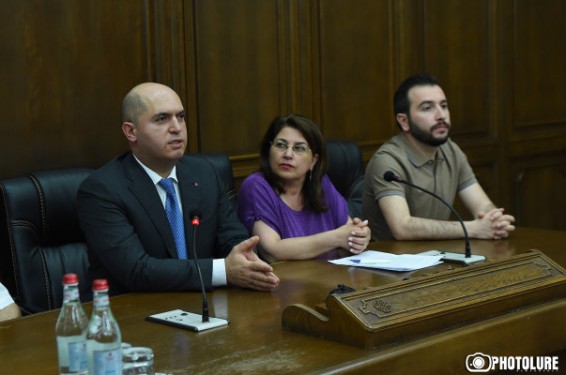 ԼՂ հակամարտության կարգավորման վերաբերյալ հայկական կողմի մոտեցումն ընդունվեց որպես Եվրանեսթ ԽՎ պաշտոնական տեսակետ. Արմեն Աշոտյան