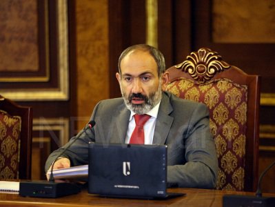 Որոշումն ընդունելու են, բայց փողը չեն տալու տիկին Մակունց. Փաշինյանը կատակեց