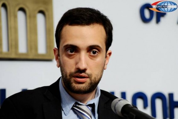 На обсуждении, устроенном по инициативе премьер-министра, стороны за и против Амулсара к согласию не пришли