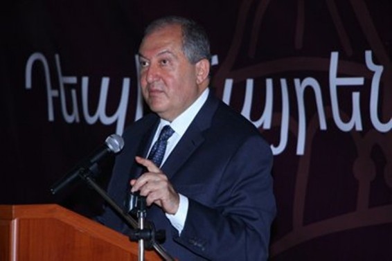 Արմեն Սարգսյանը սփյուռքահայ երիտասարդներին հորդորել է Հայաստան գալ եւ հզորացնել հայրենիքը