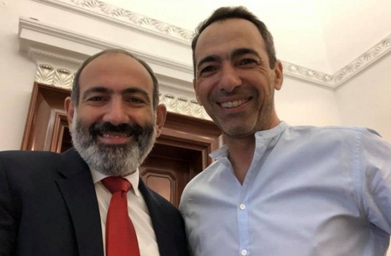 «Աշխատանքային օրը սկսեցի աշխարհահռչակ հայազգի ֆուտբոլիստ Յուրի Ջորկաեֆի հետ հանդիպումով». Նիկոլ Փաշինյան