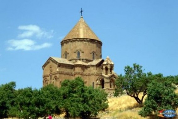 Վանա լճի Աղթամար կղզու Սուրբ Խաչ եկեղեցում այս տարի պատարագ կմատուցվի