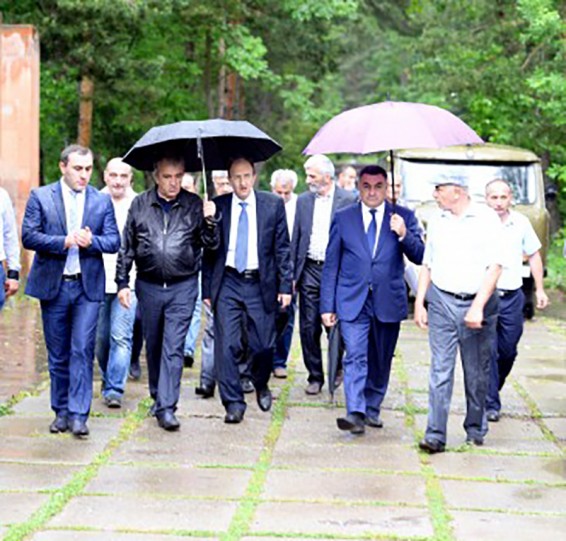 Ջերմուկի ճեմուղին միմյանց կկապի քաղաքի տարբեր հատվածները